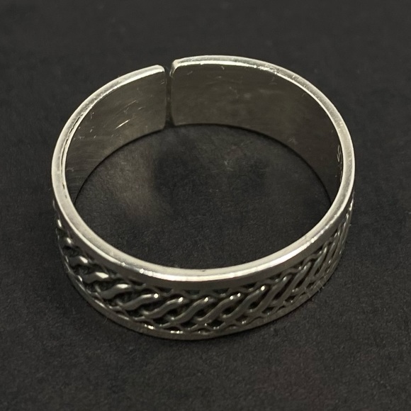 925 SILVER WOVEN CELTIC STYLE RING! - Picture 2 of 8